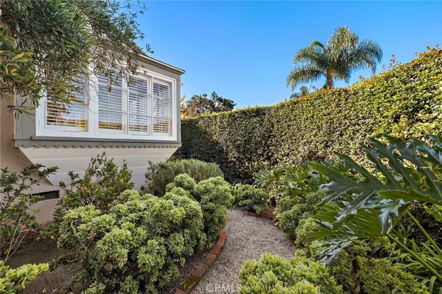 $2,299,000 | 461 Park Avenue, Laguna Beach, CA 92651
