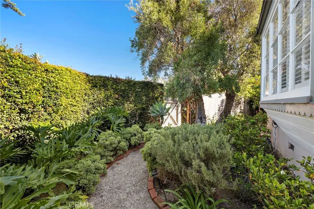 $2,299,000 | 461 Park Avenue, Laguna Beach, CA 92651