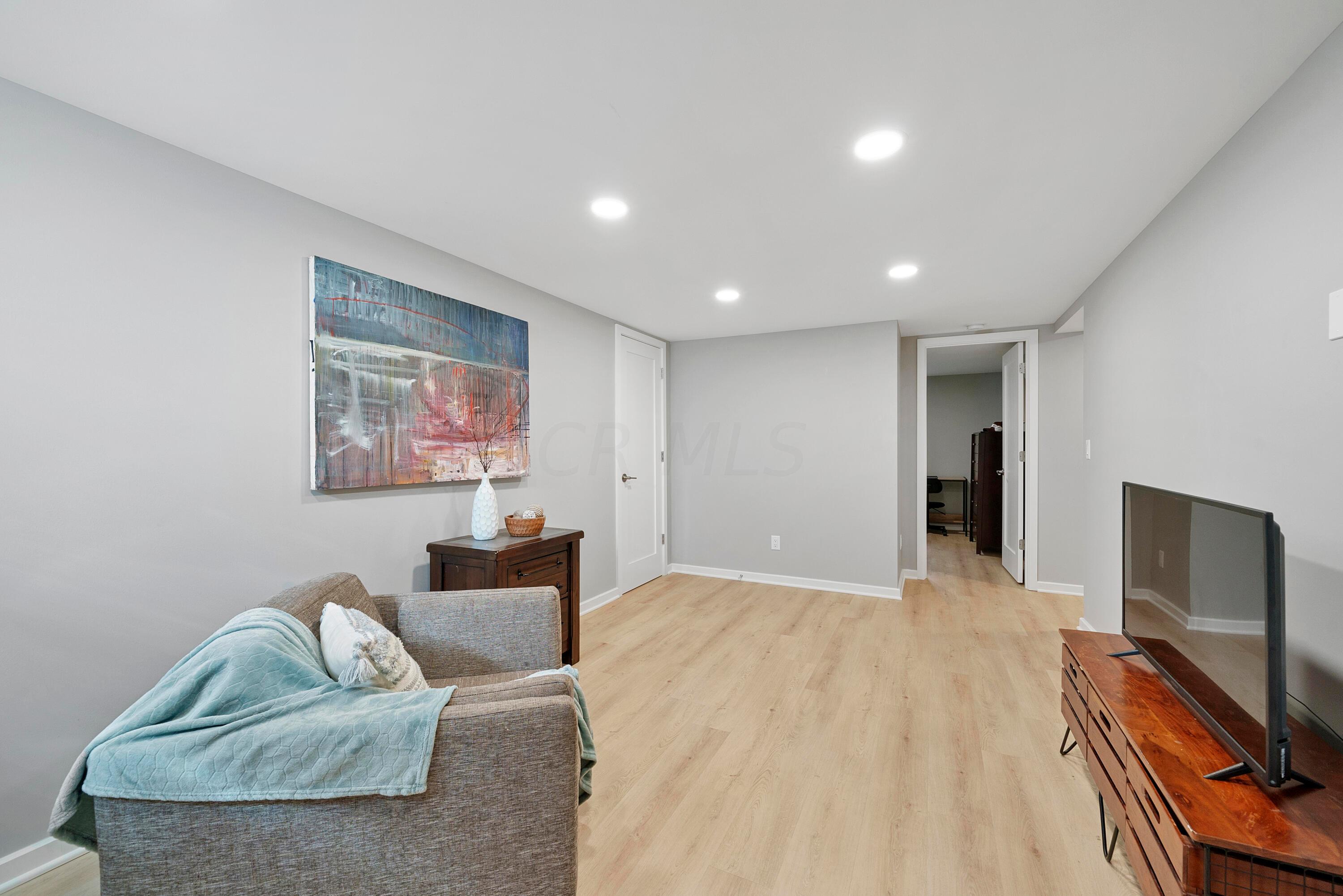 2225 Edgevale Road Columbus, OH 43221 - Photo 58 of 82 2225 Edgevale