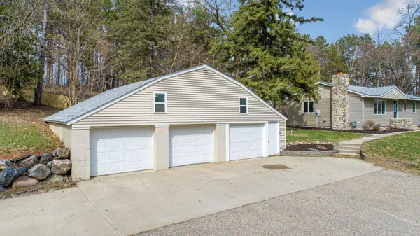 $449,900 | 5210 Mt Carmel Road, Carver, MN 55315