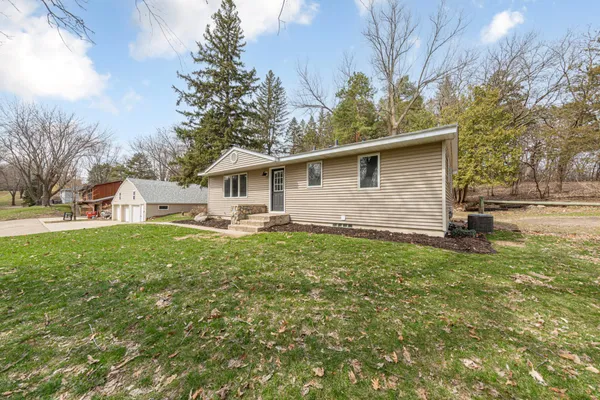 $449,900 | 5210 Mt Carmel Road, Carver, MN 55315