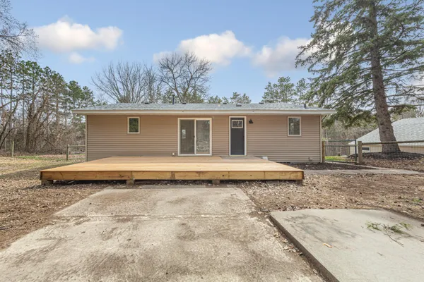 $449,900 | 5210 Mt Carmel Road, Carver, MN 55315