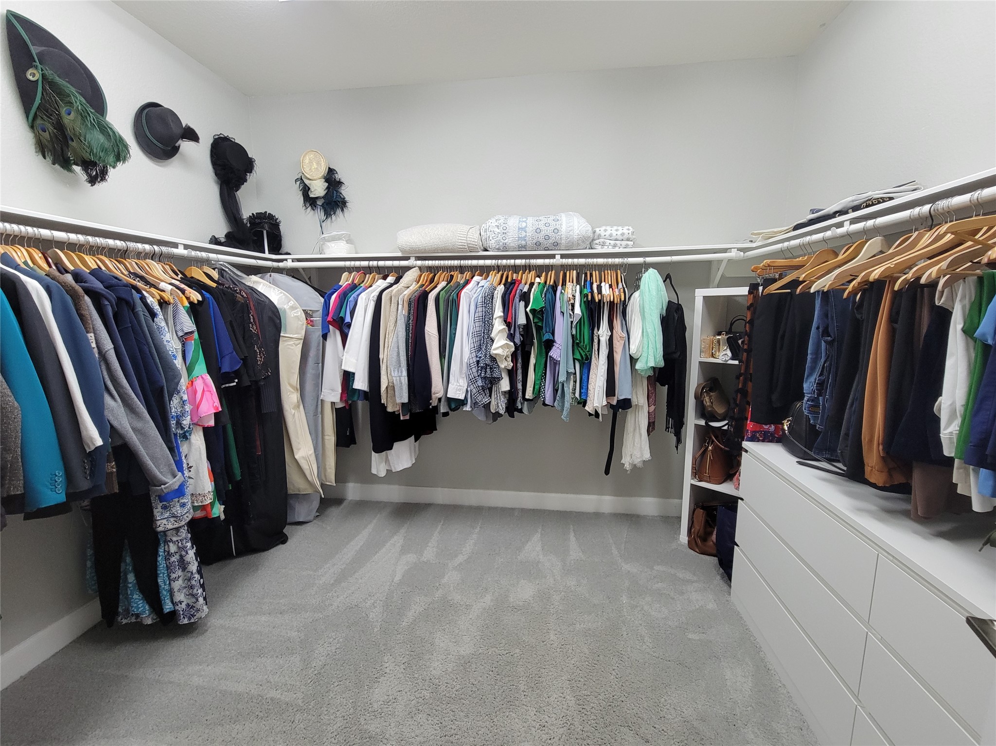 2095 Parnevik Place Conroe, TX 77304 - Photo 14 of 23 Fantastic closet!