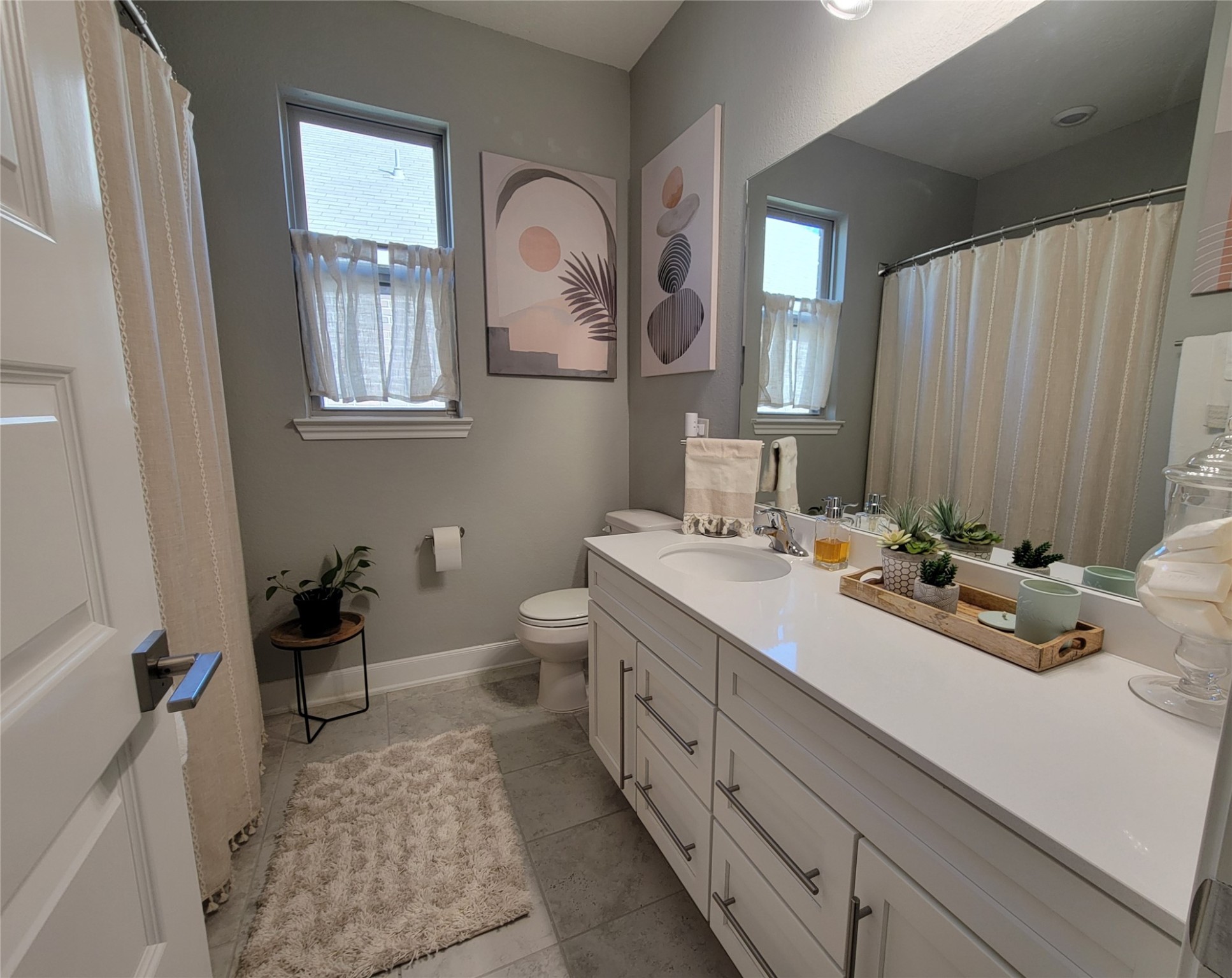 2095 Parnevik Place Conroe, TX 77304 - Photo 15 of 23 Guest Bathroom