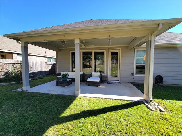 $324,900 | 2095 Parnevik Place, Conroe, TX 77304