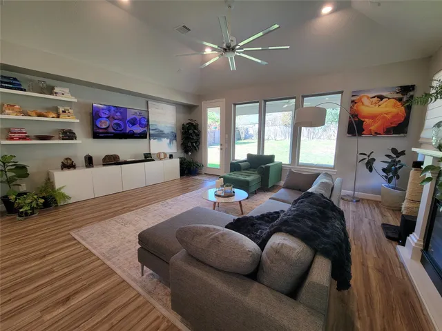 $324,900 | 2095 Parnevik Place, Conroe, TX 77304