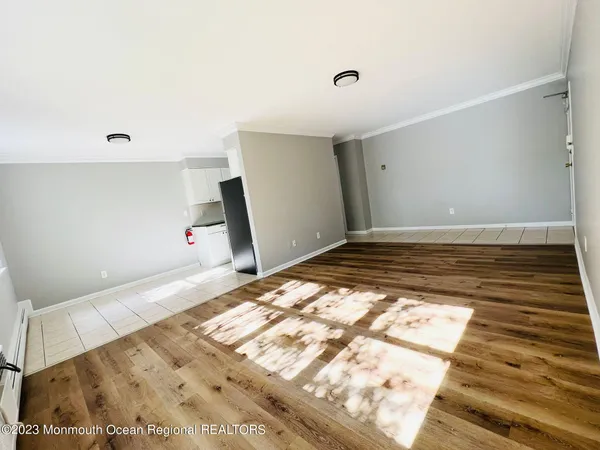 $2,000 | 14 Windsor Terrace, Unit E, Freehold, NJ 07728