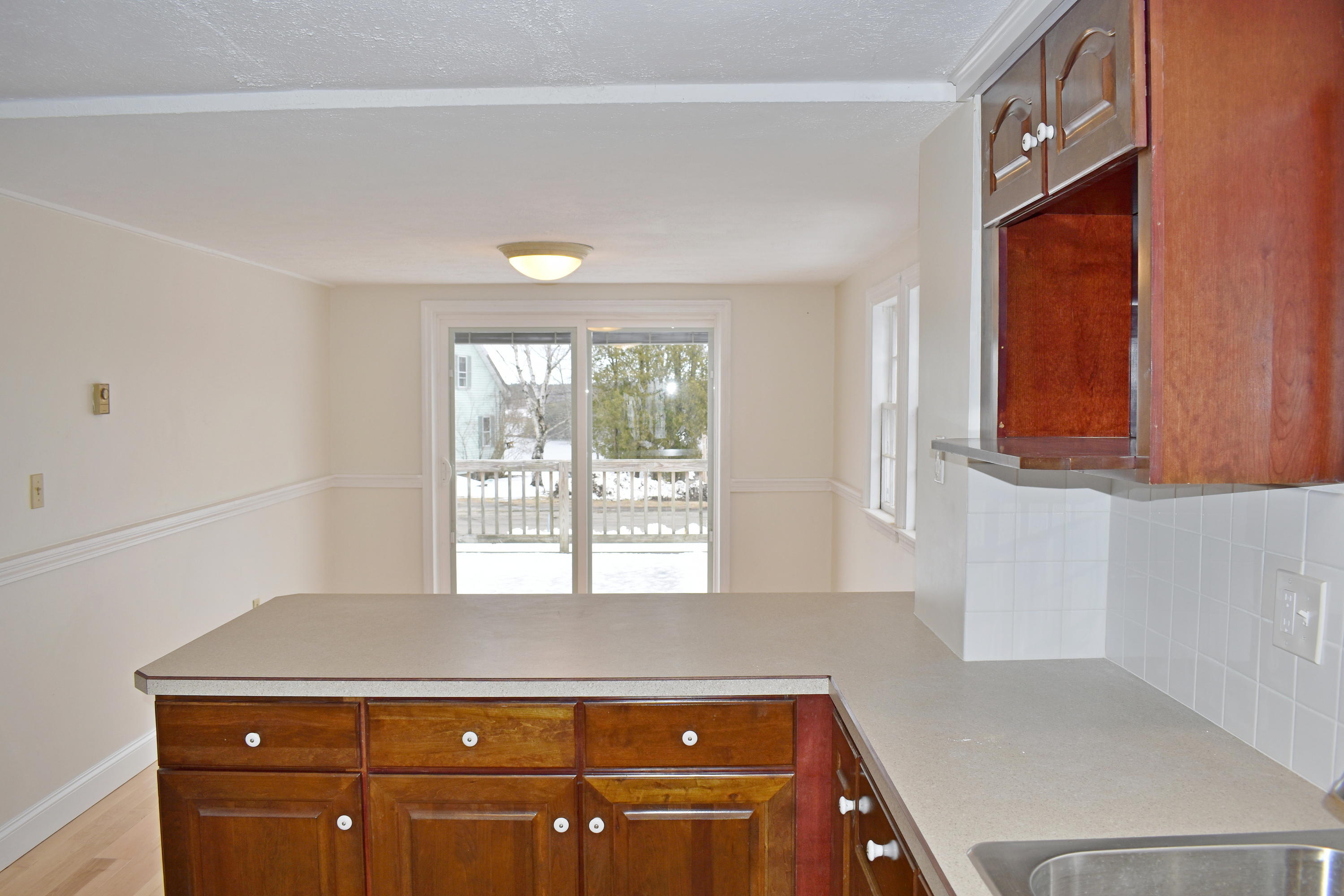 71 Middle Road Woolwich, ME 04579 - Photo 4 of 23 DSC_0010