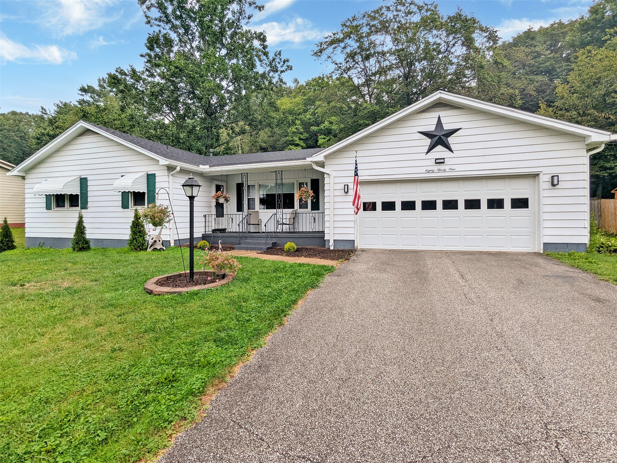 Welcome to 8099 Edinboro Rd!