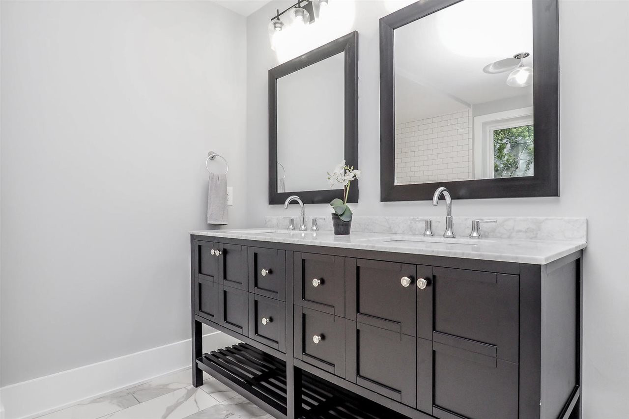 306 Freeman Street Raleigh, NC 27601 - Photo 16 of 25 Master Bath