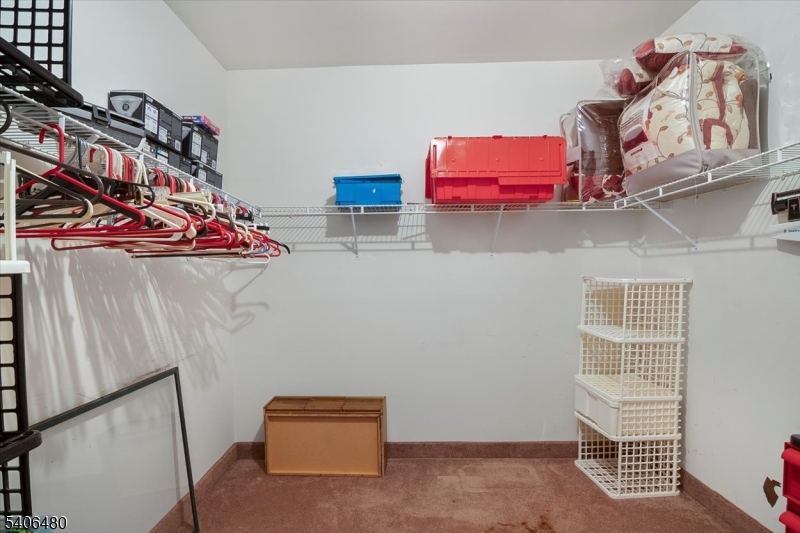 55 Winthrop Road Monroe Township, NJ 08831 - Photo 16 of 39