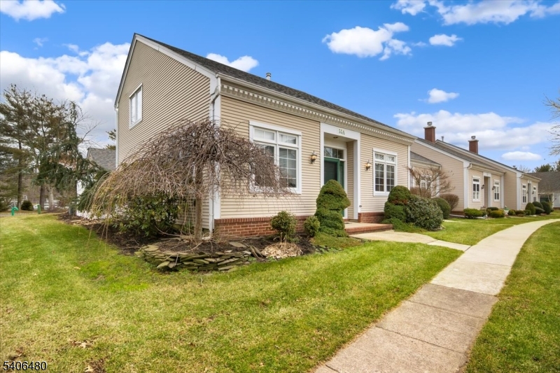 55 Winthrop Road Monroe Township, NJ 08831 - Photo 2 of 39