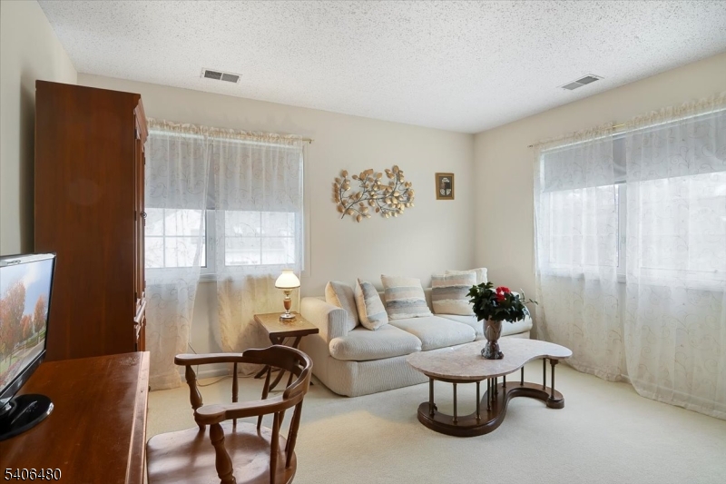 55 Winthrop Road Monroe Township, NJ 08831 - Photo 23 of 39