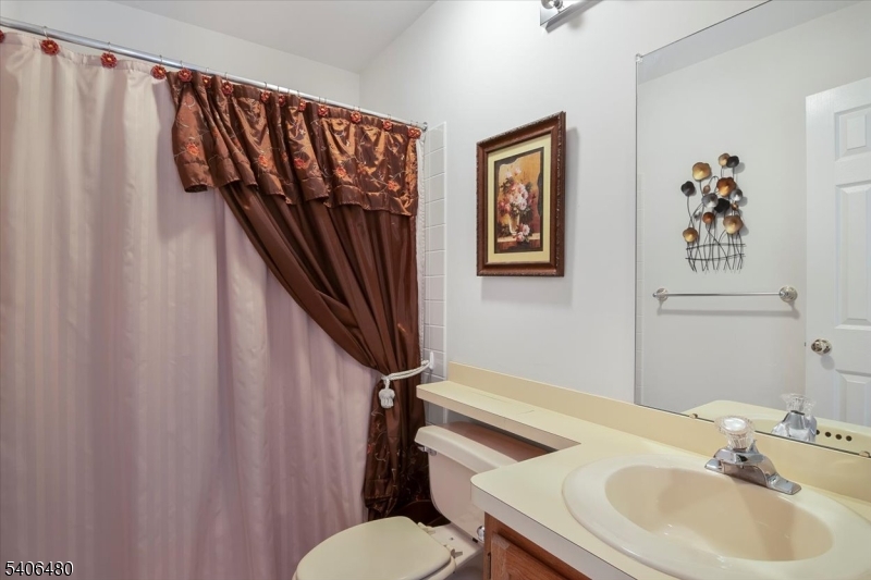 55 Winthrop Road Monroe Township, NJ 08831 - Photo 26 of 39