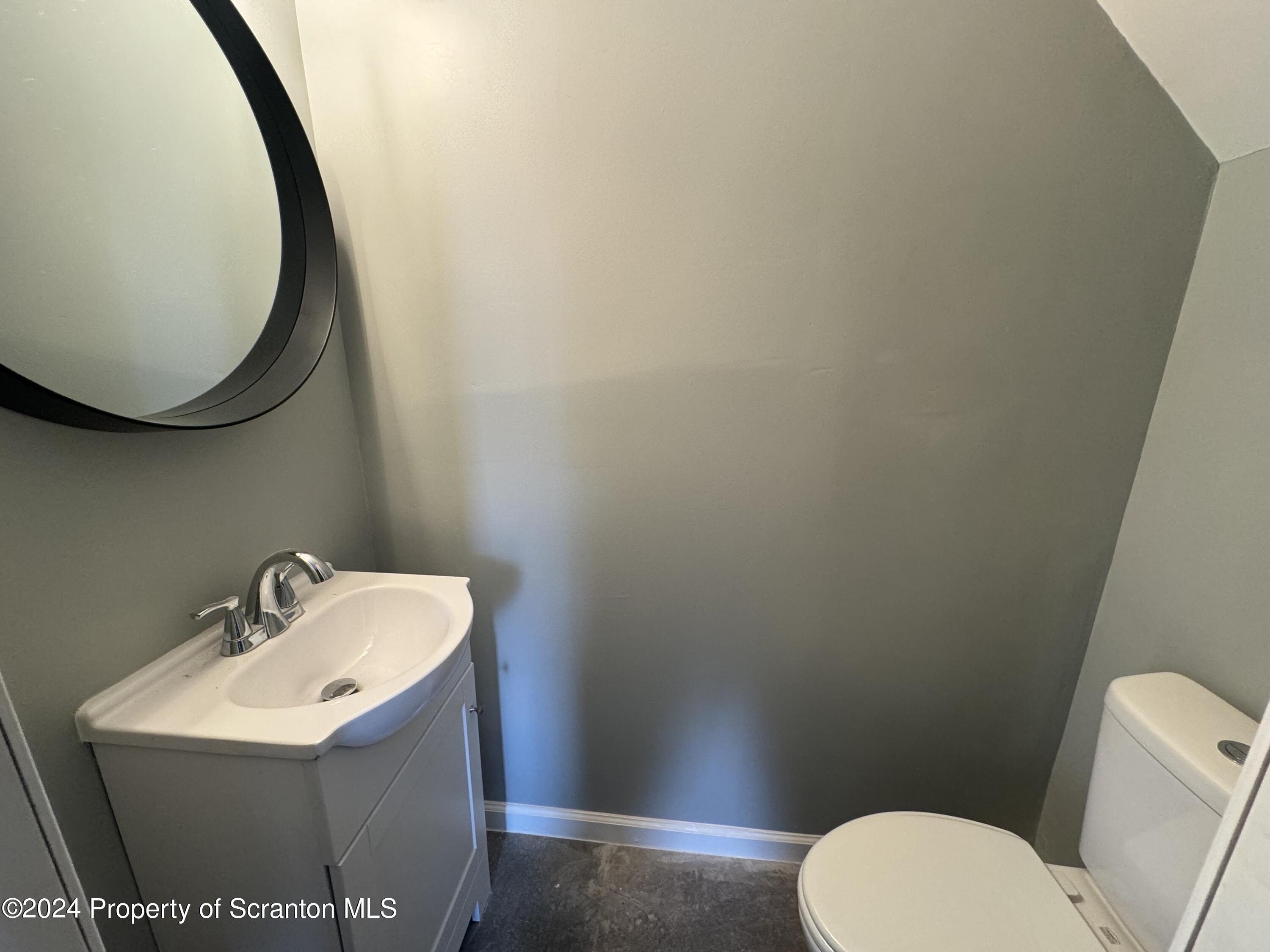 604 Shady Lane Road Clarks Summit, PA 18411 - Photo 8 of 24 Gallery Image 8
