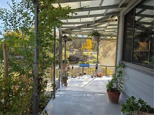 $229,000 | 16061 Dam Road, Clearlake, CA 95422