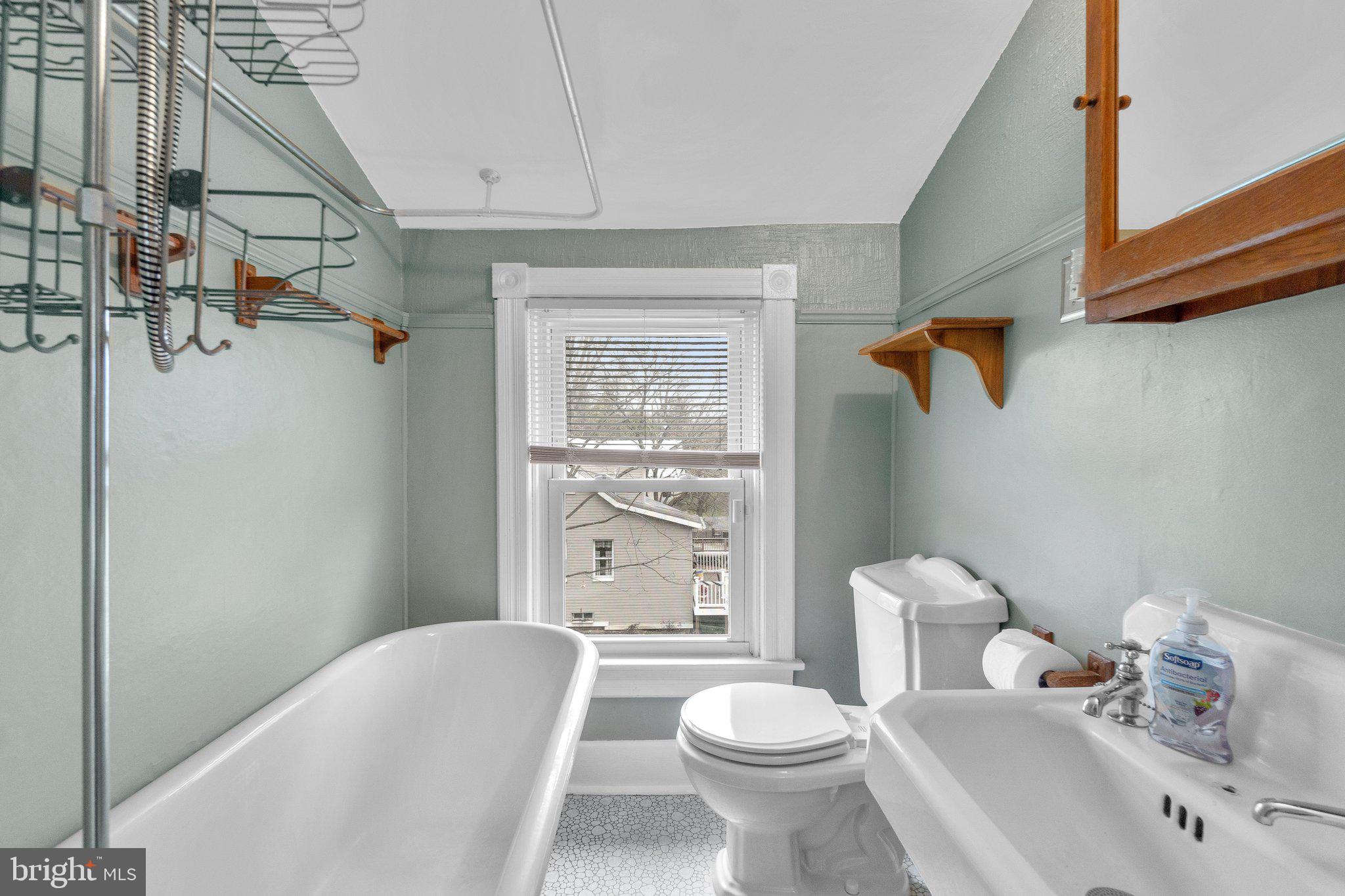 307 North Cranberry Road Westminster, MD 21157 - Photo 23 of 38 Full Bath