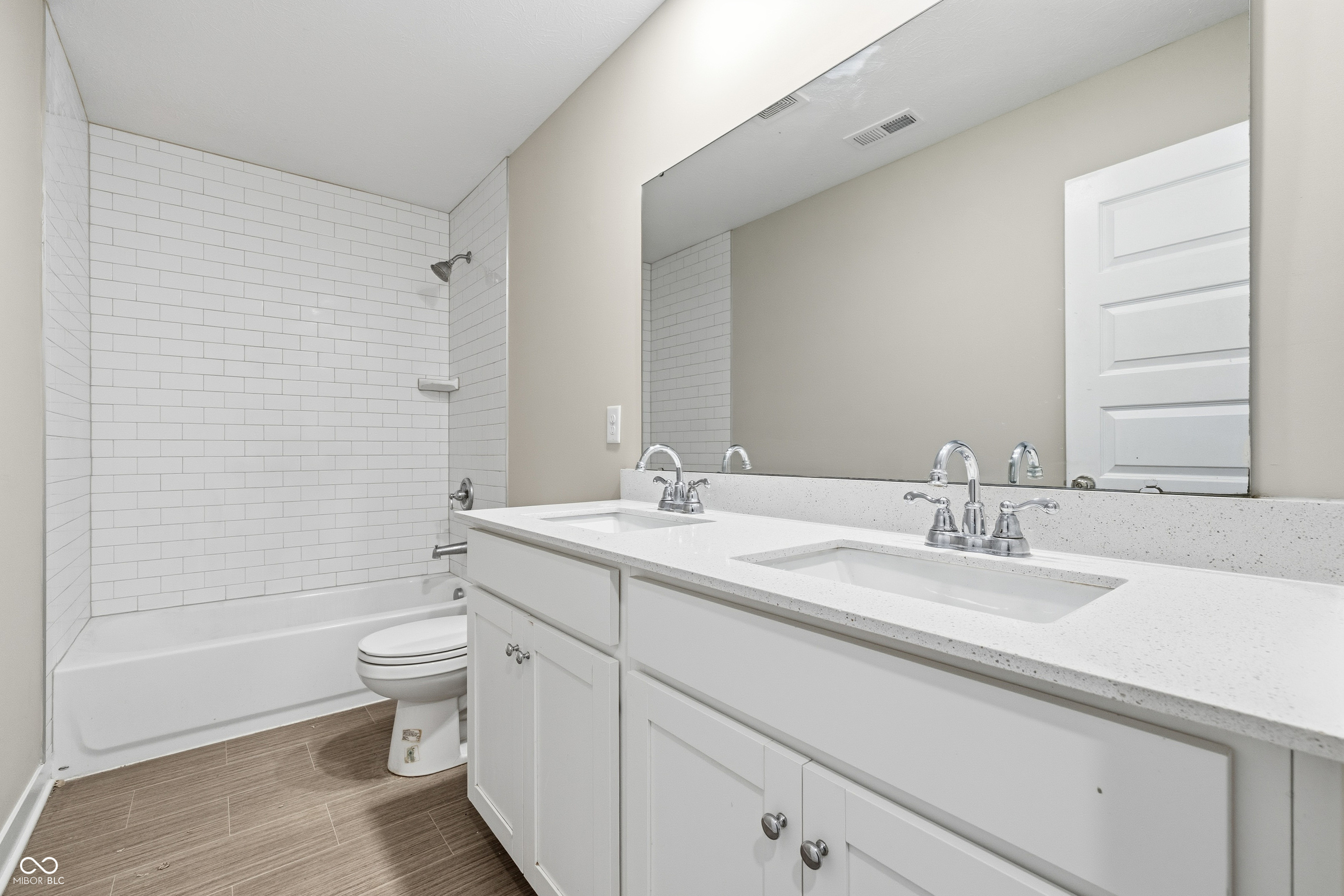 9681 Crossfield Road Avon, IN 46123 - Photo 16 of 26