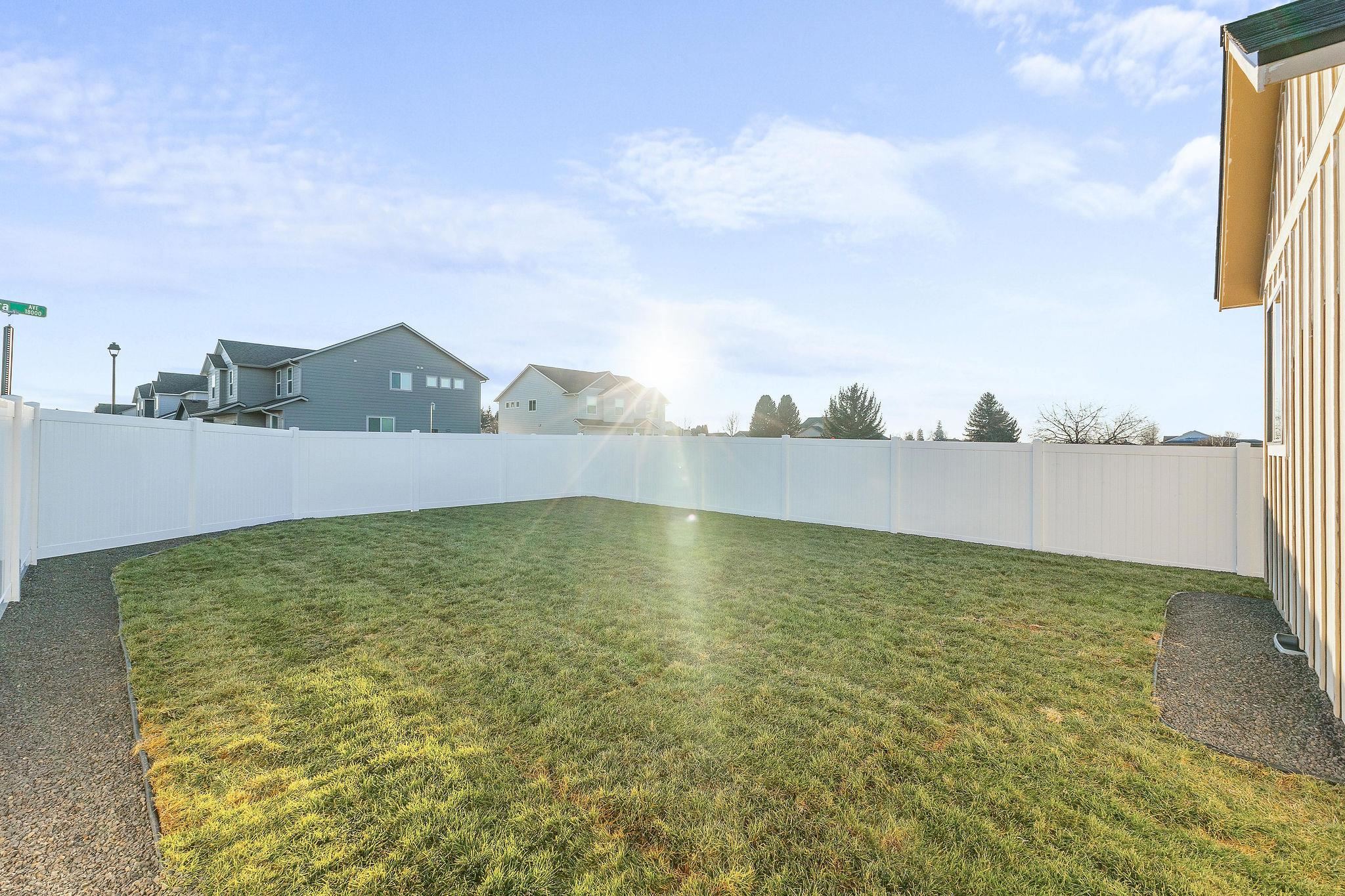 1807 North Arties Road Spokane Valley, WA 99016 - Photo 4 of 45 Gallery Image 4
