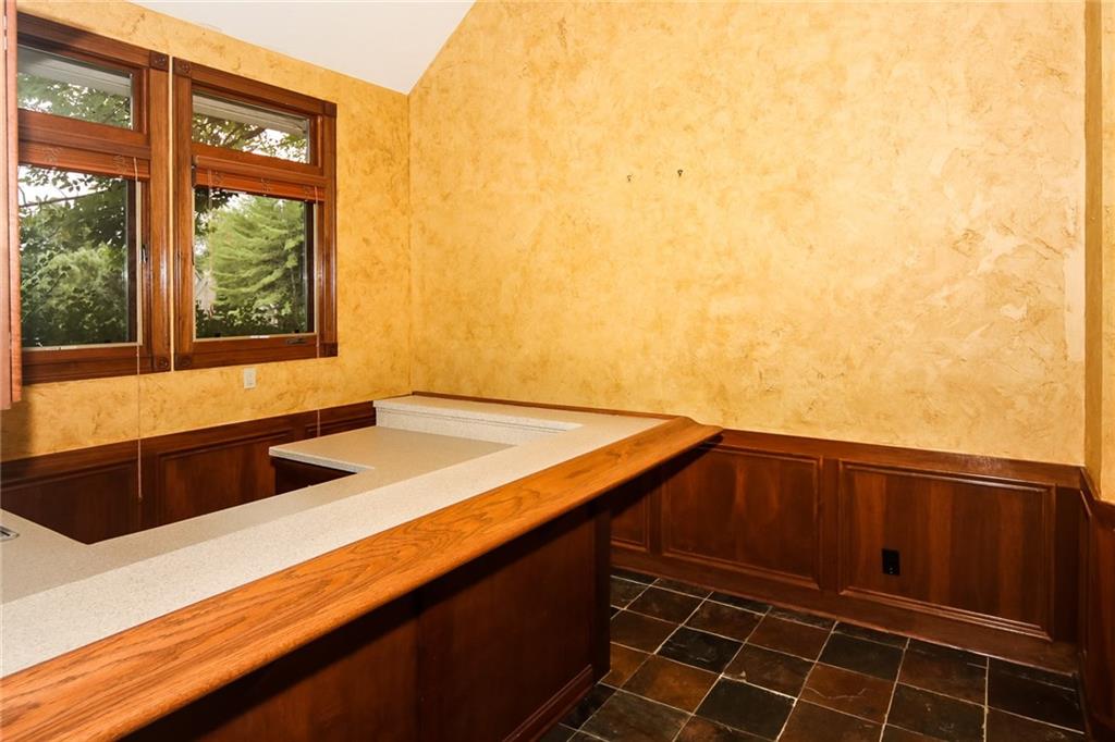 9220 Promontory Road Indianapolis, IN 46236 - Photo 15 of 45 Gallery Image 15
