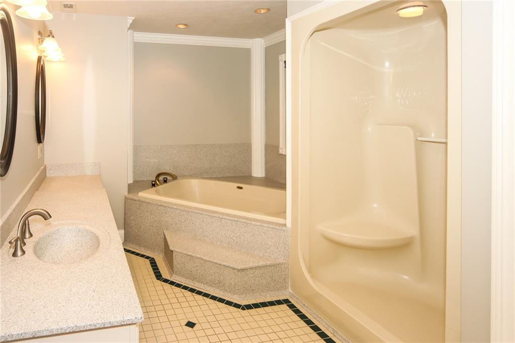 9220 Promontory Road Indianapolis, IN 46236 - Photo 22 of 45 Gallery Image 22
