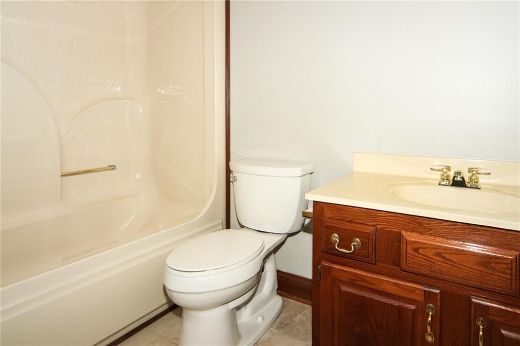 9220 Promontory Road Indianapolis, IN 46236 - Photo 32 of 45 Gallery Image 32
