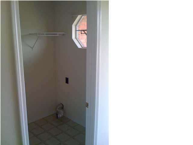 208 Limestone Circle Crestview, FL 32539 - Photo 12 of 20 a close up of a mirror