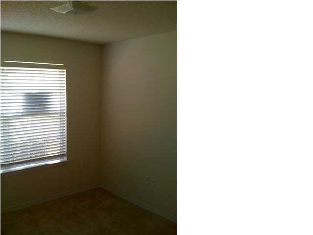 208 Limestone Circle Crestview, FL 32539 - Photo 10 of 20 a small space with a window