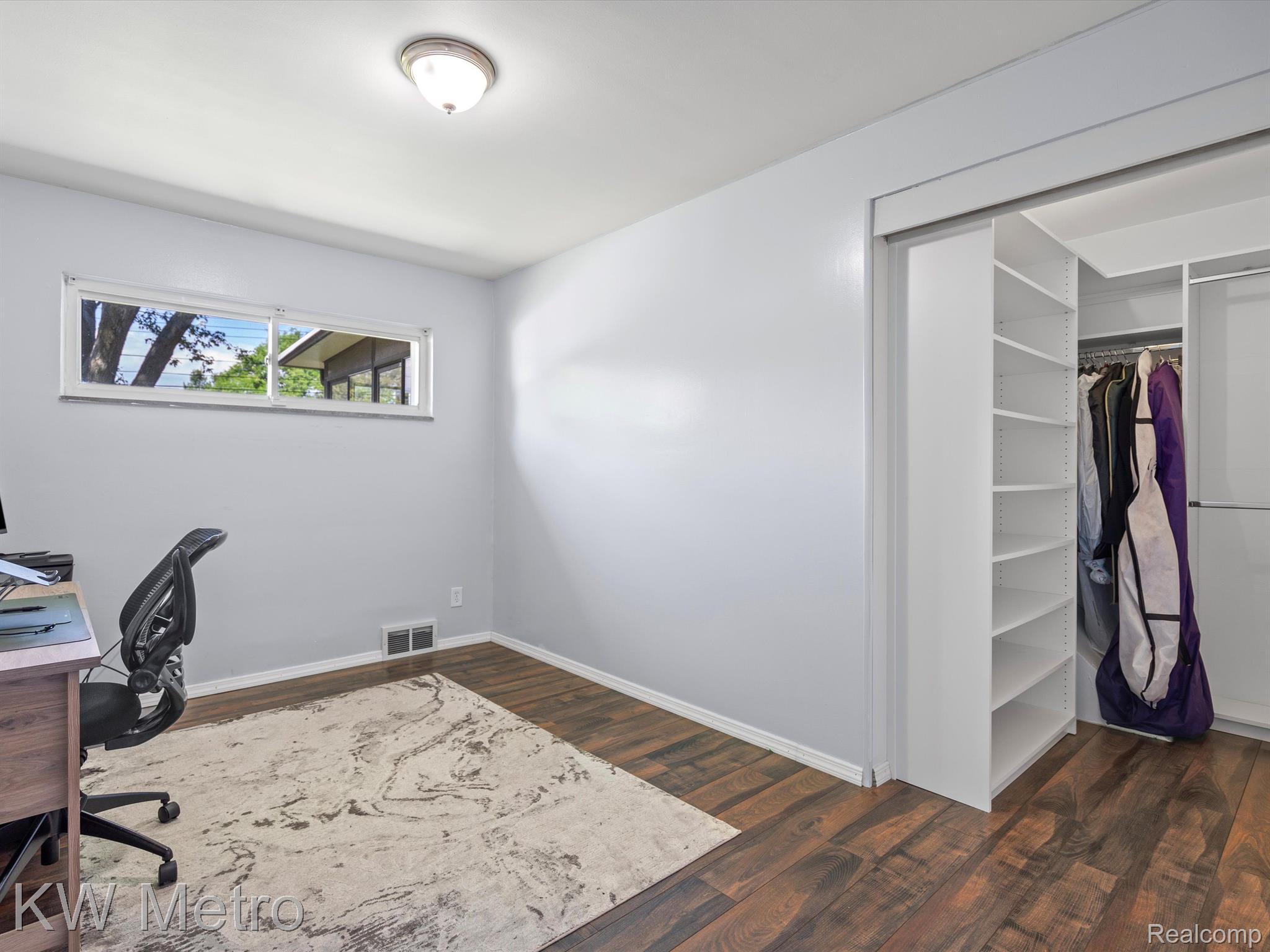 14281 Inkster Road Livonia, MI 48154 - Photo 14 of 25