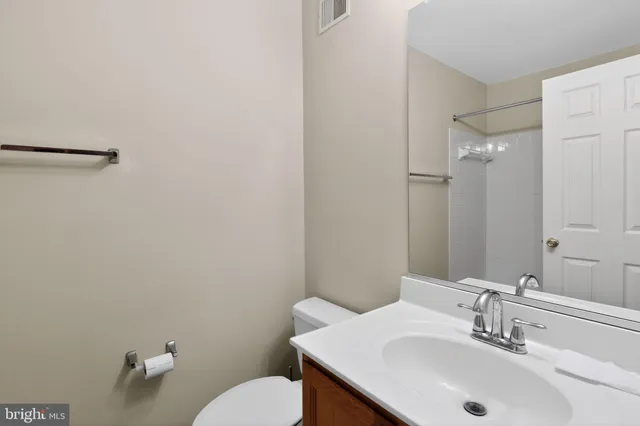 $669,900 | 6348 Dakine Circle, Springfield, VA 22150