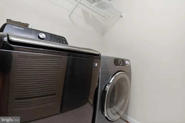 $669,900 | 6348 Dakine Circle, Springfield, VA 22150