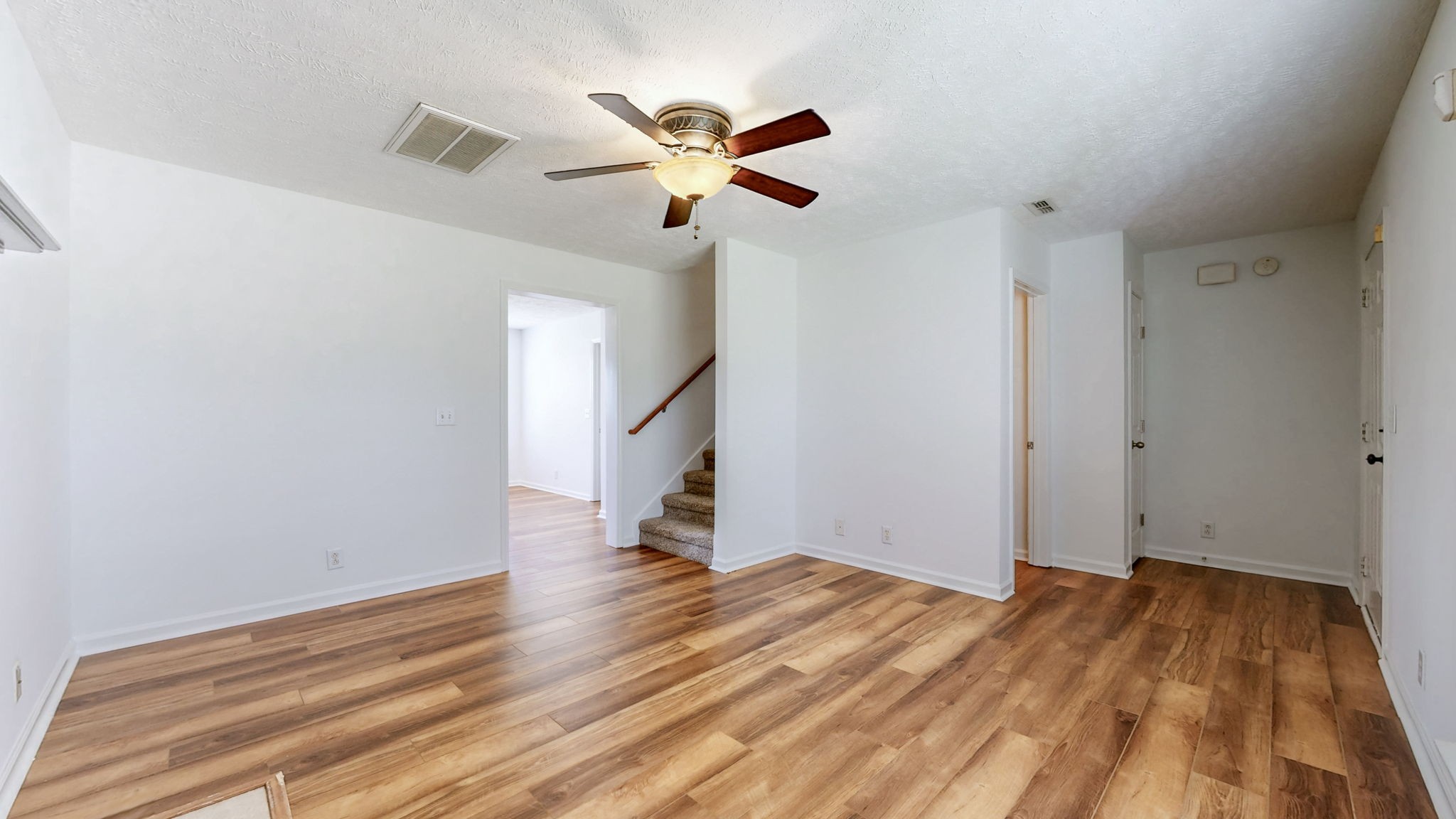 697 Crescent Road Murfreesboro, TN 37128 - Photo 5 of 29 Gallery Image 5