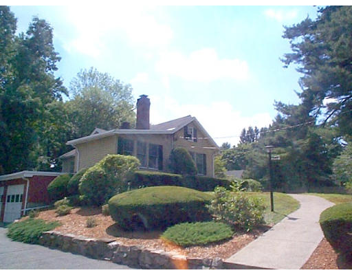 545 Edgell Road Framingham, MA 01701 - Photo 8 of 20