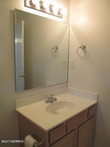 214 Lee Rogers Road Hubert, NC 28539 - Photo 7 of 16 20170510172251048161000000-o
