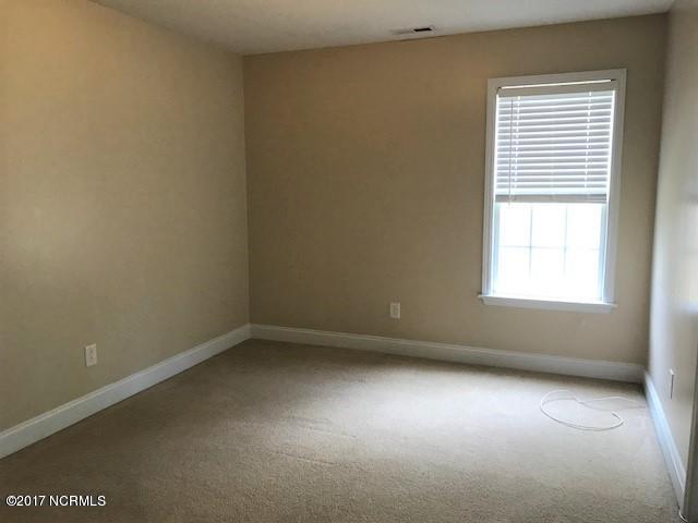 214 Lee Rogers Road Hubert, NC 28539 - Photo 10 of 16 20170613141715559915000000-o