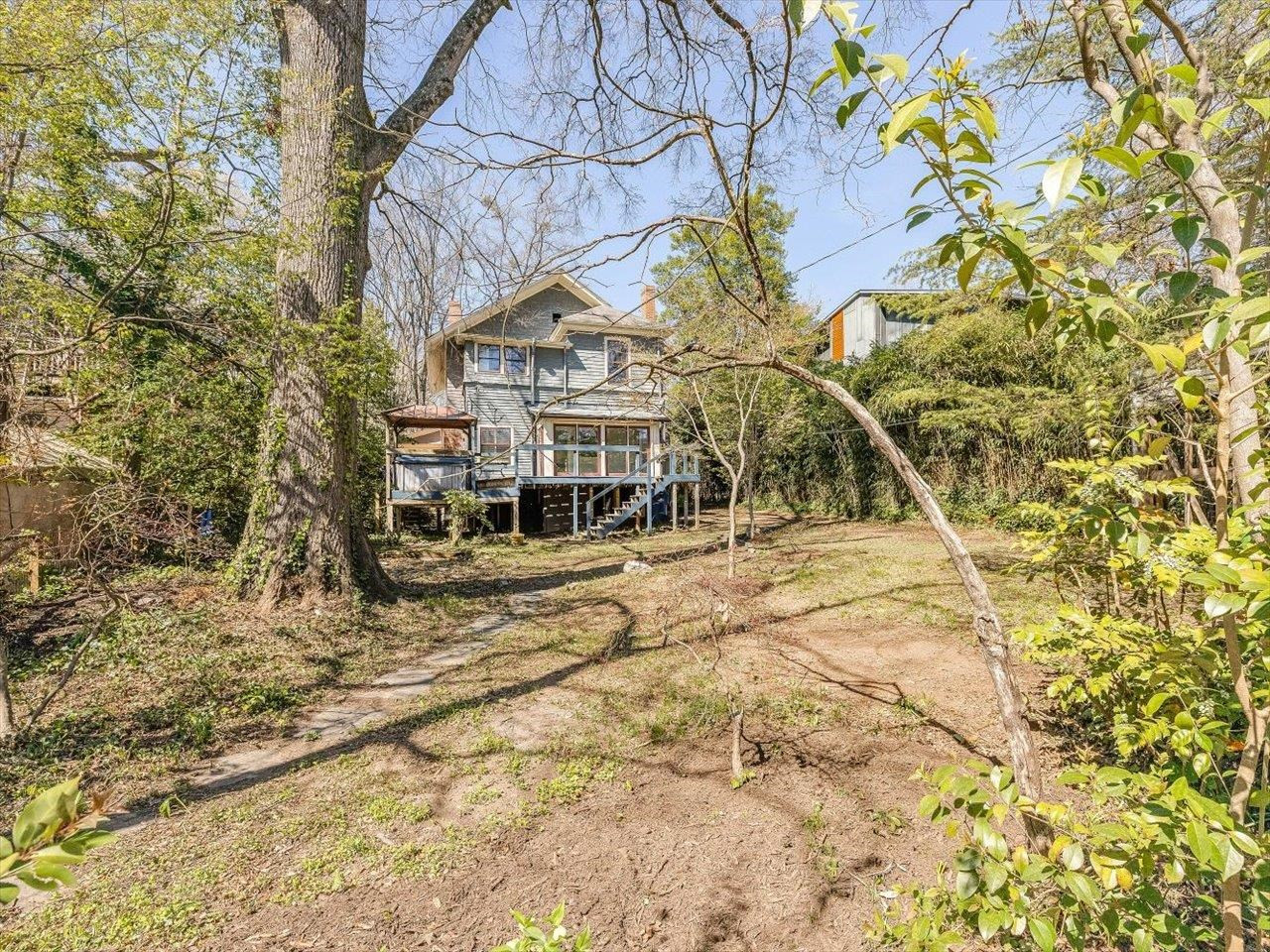 118 Hawthorne Road Raleigh, NC 27605 - Photo 38 of 42 Photo 38