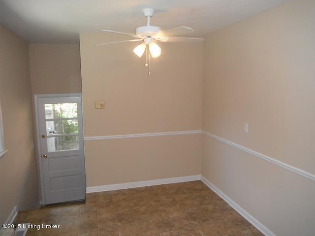 3707 Chatham Road Louisville, KY 40218 - Photo 5 of 15 kitchen2