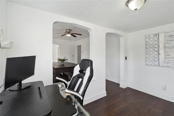 $1,900 | 634 18th Street, Orlando, FL 32805