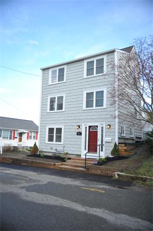 43 Massasoit Road Weymouth, MA 02191 - Photo 2 of 28