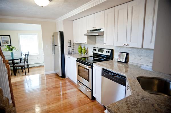 43 Massasoit Road Weymouth, MA 02191 - Photo 8 of 28