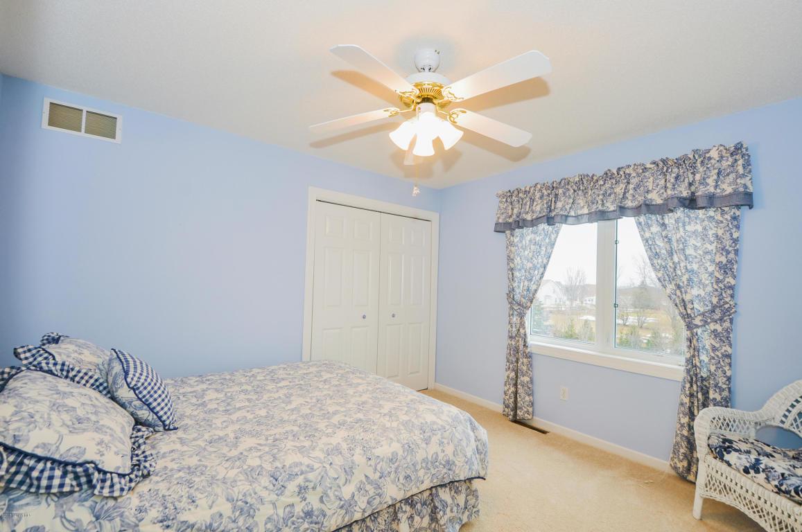5106 Palmer Place Northwest Rochester, MN 55901 - Photo 13 of 21 Gallery Image 13