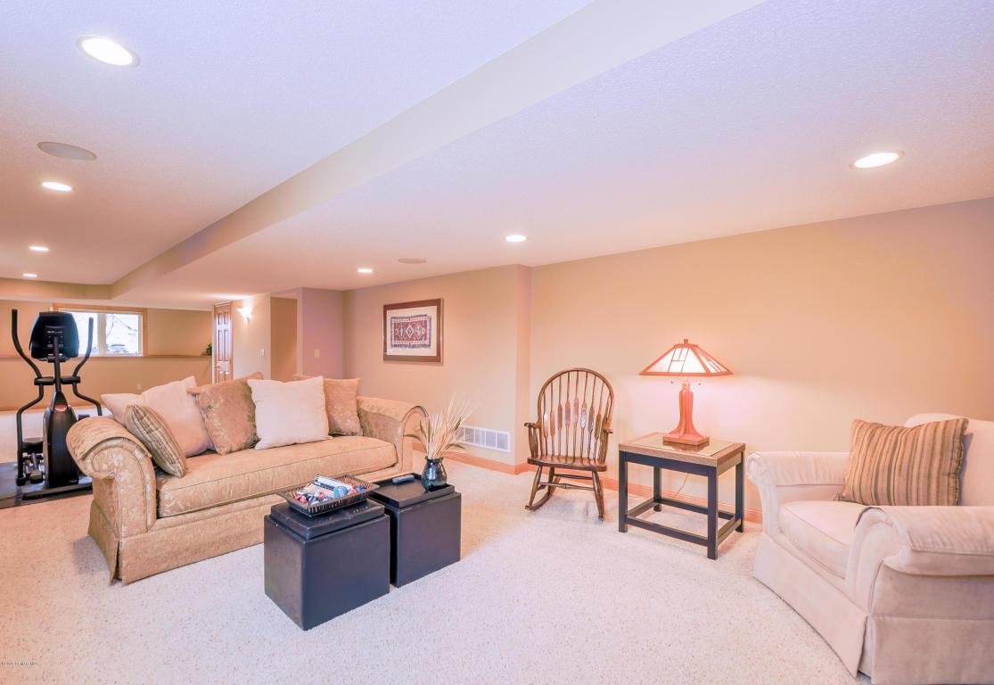 5106 Palmer Place Northwest Rochester, MN 55901 - Photo 17 of 21 Gallery Image 17