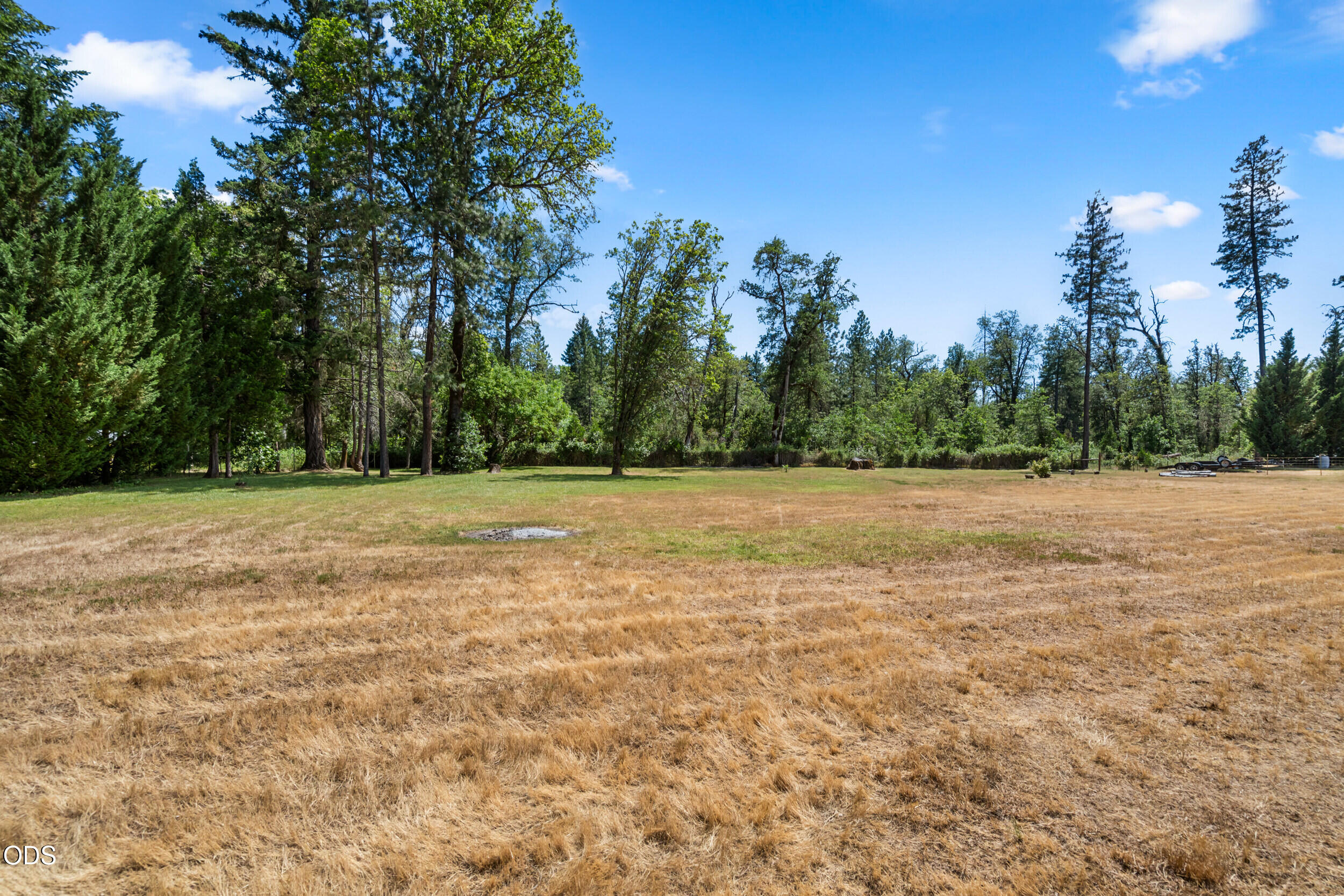 4551 Holland Loop Road Cave Junction, OR 97523 - Photo 23 of 41