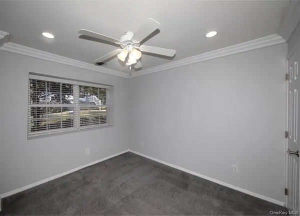 $3,320 | 1 Pinnacle Drive, Unit 2, Port Jefferson, NY 11777