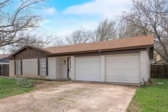 $2,395 | 4809 Jordan Park Drive, Haltom City, TX 76117