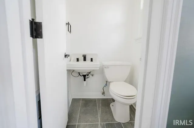 $419,900 | 1158 Woodlawn Drive, New Castle, IN 47362