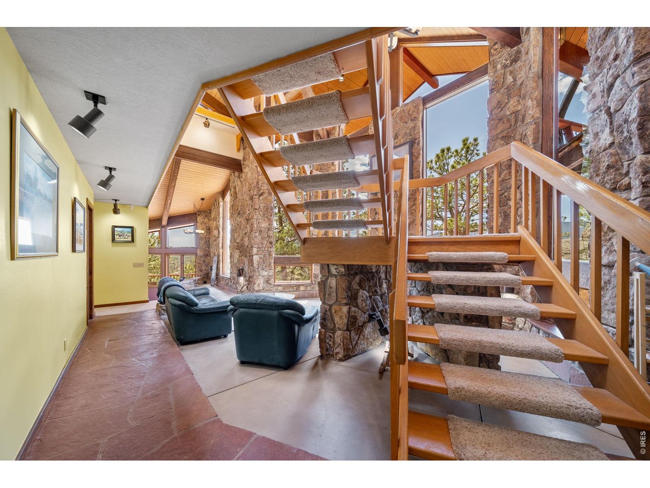 1692 Kiowa Road Lyons, CO 80540 - Photo 38 of 50