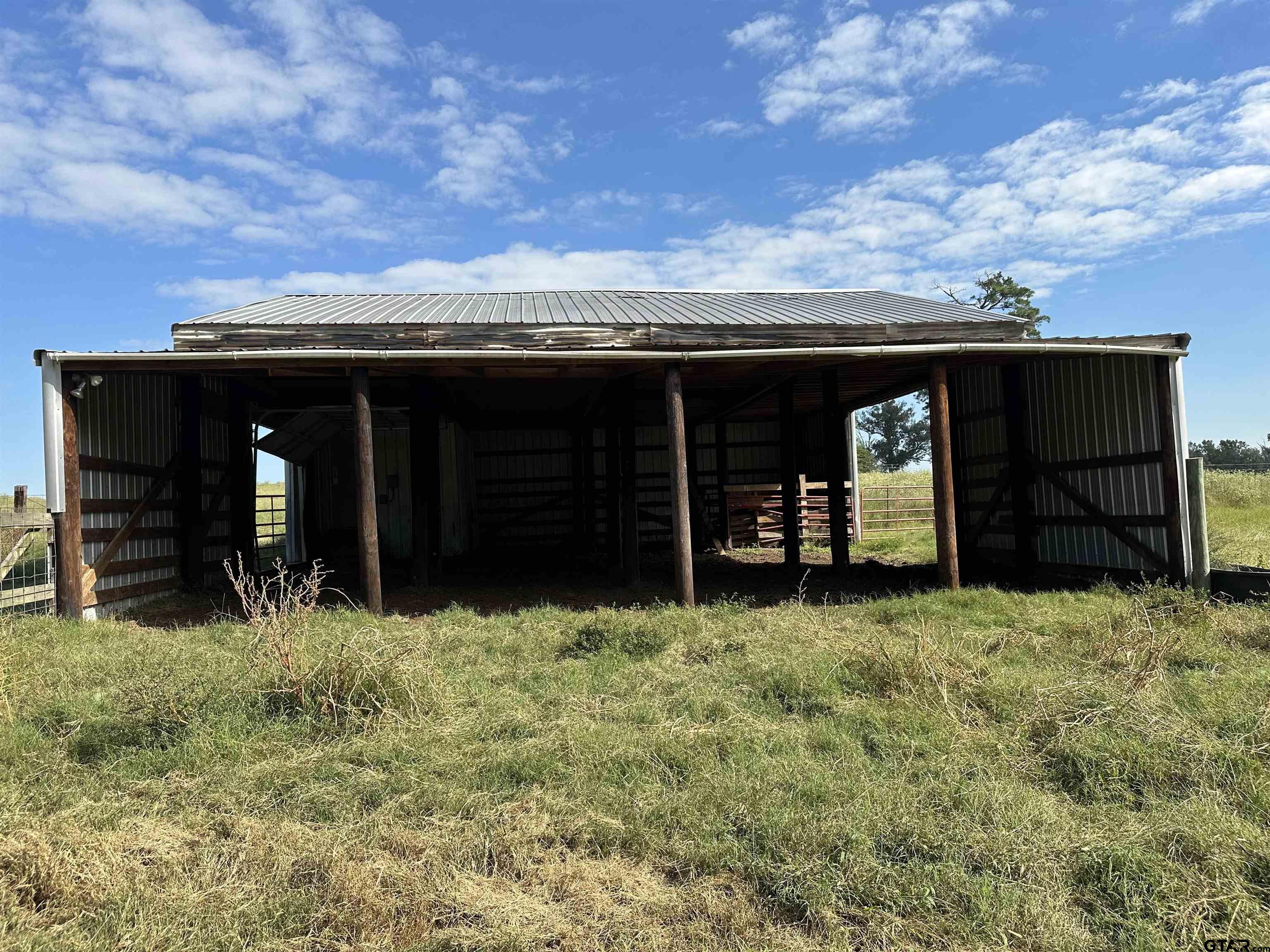 204 East St Rusk Tx 75785 Rusk, TX 75785 - Photo 10 of 20 a view of a house with a yard