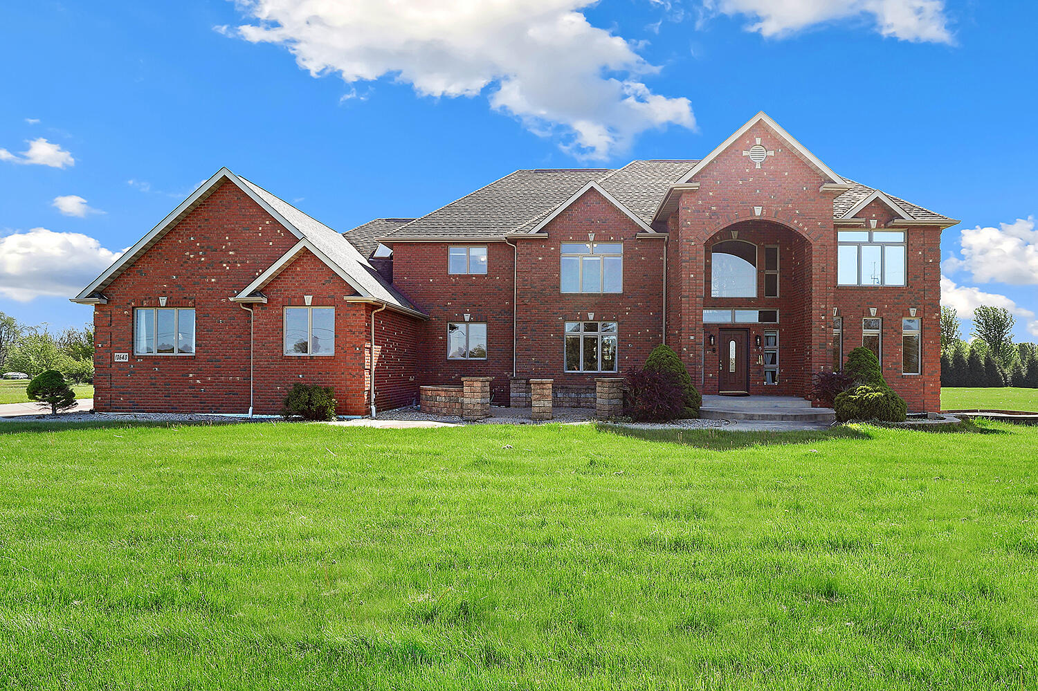 13643 Grant Street Crown Point, IN 46307 - Photo 1 of 35 1500x999