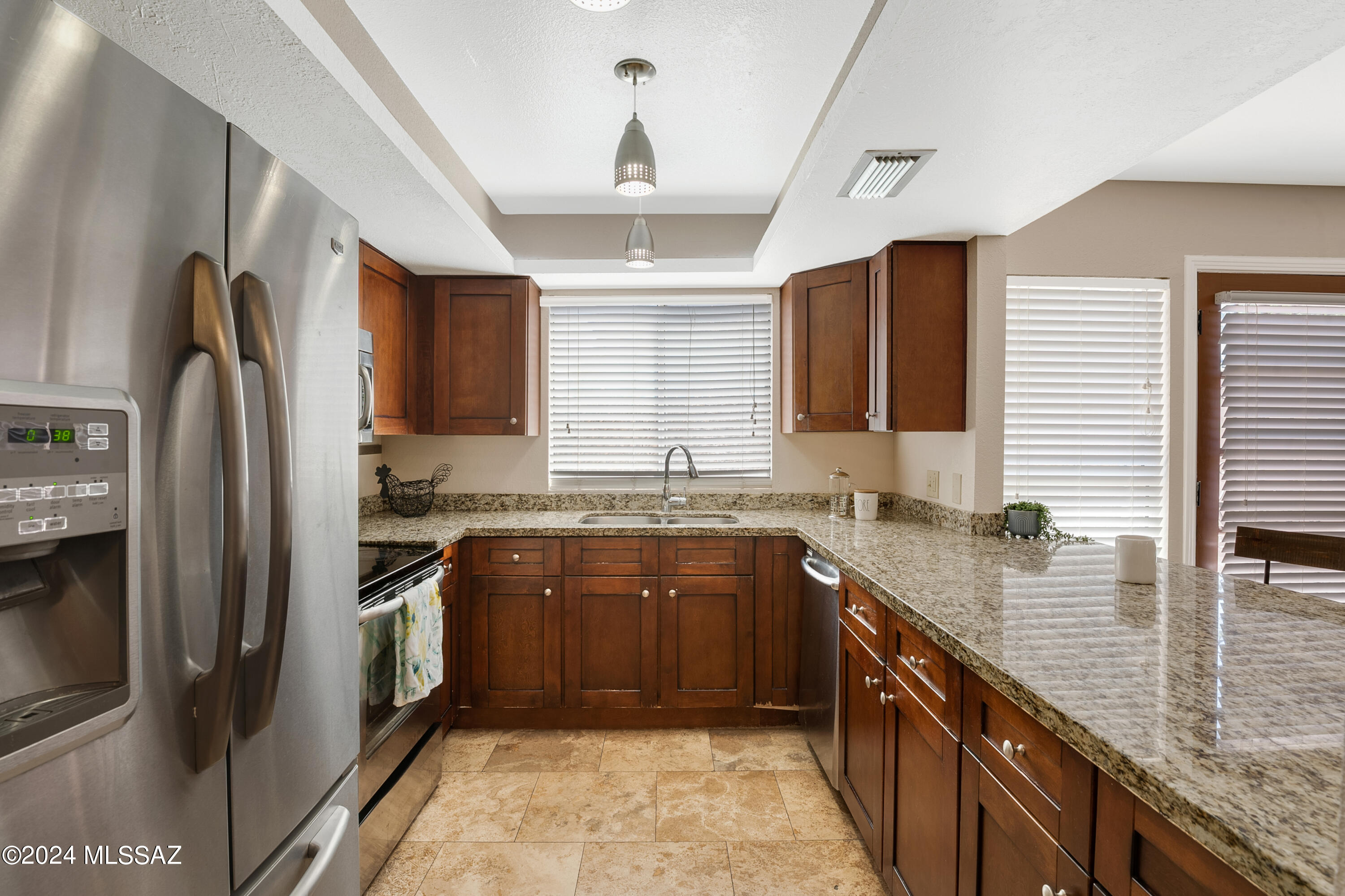 1577 East Prince Road, Unit B Tucson, AZ 85719 - Photo 8 of 28